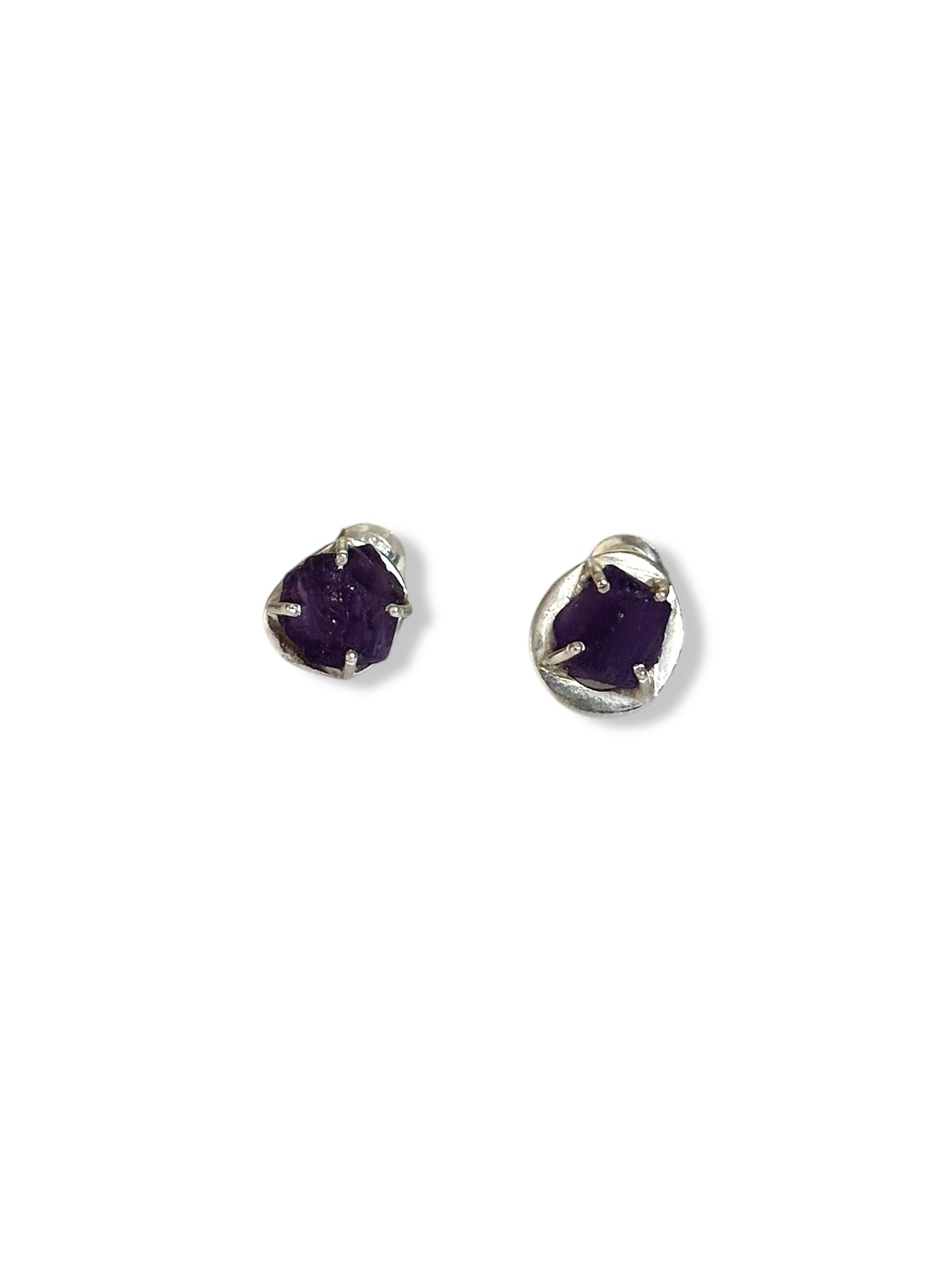 Raw Orchid - Uncut Amethyst Stud Earrings | 925 Silver