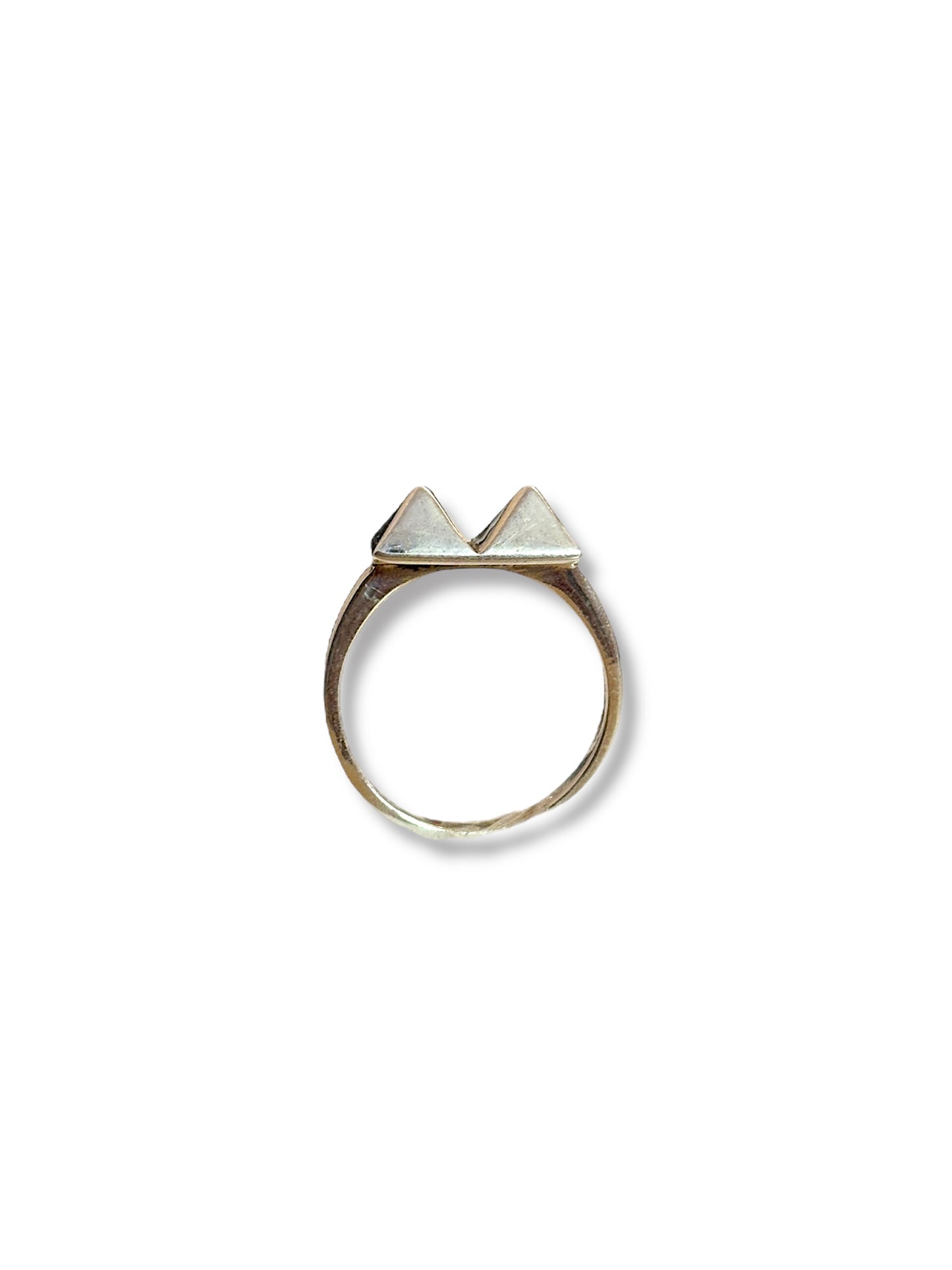 Pyramid Peaks – Dainty 925 Silver Ring