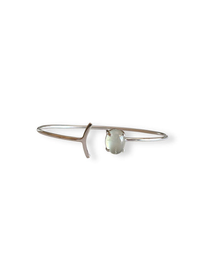 Serenity Cuff - Prehnite Cuff Bangle for women | 925 Silver