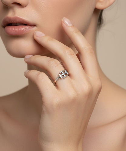 Tory Chic Ring - 925 Sterling Silver Ring