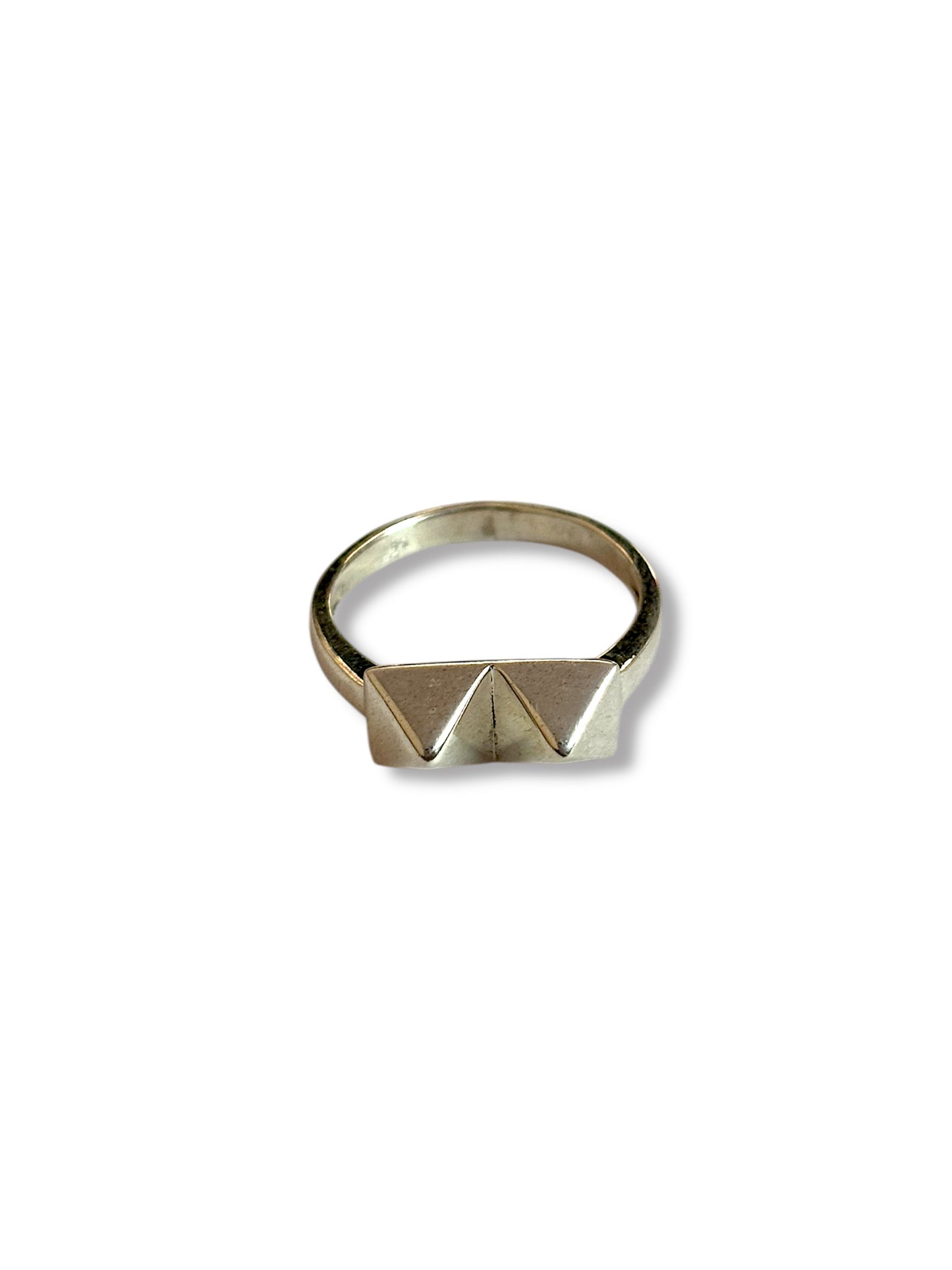 Pyramid Peaks – Dainty 925 Silver Ring